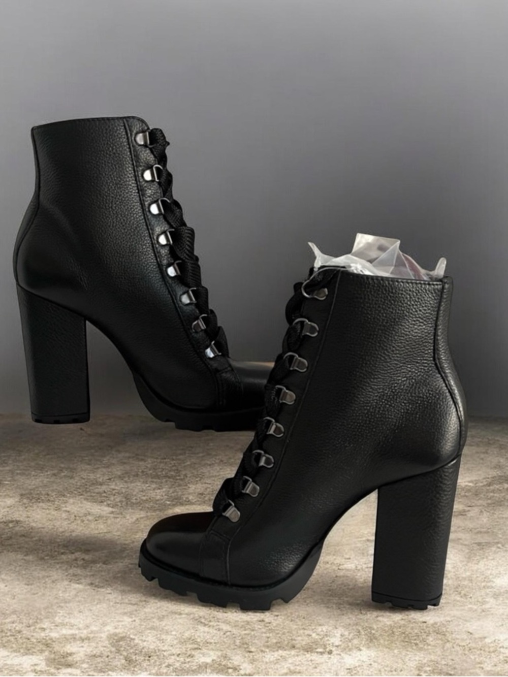 Schutz Zhara Black Leather Lace-Up Block Heel Lug Sole Boots